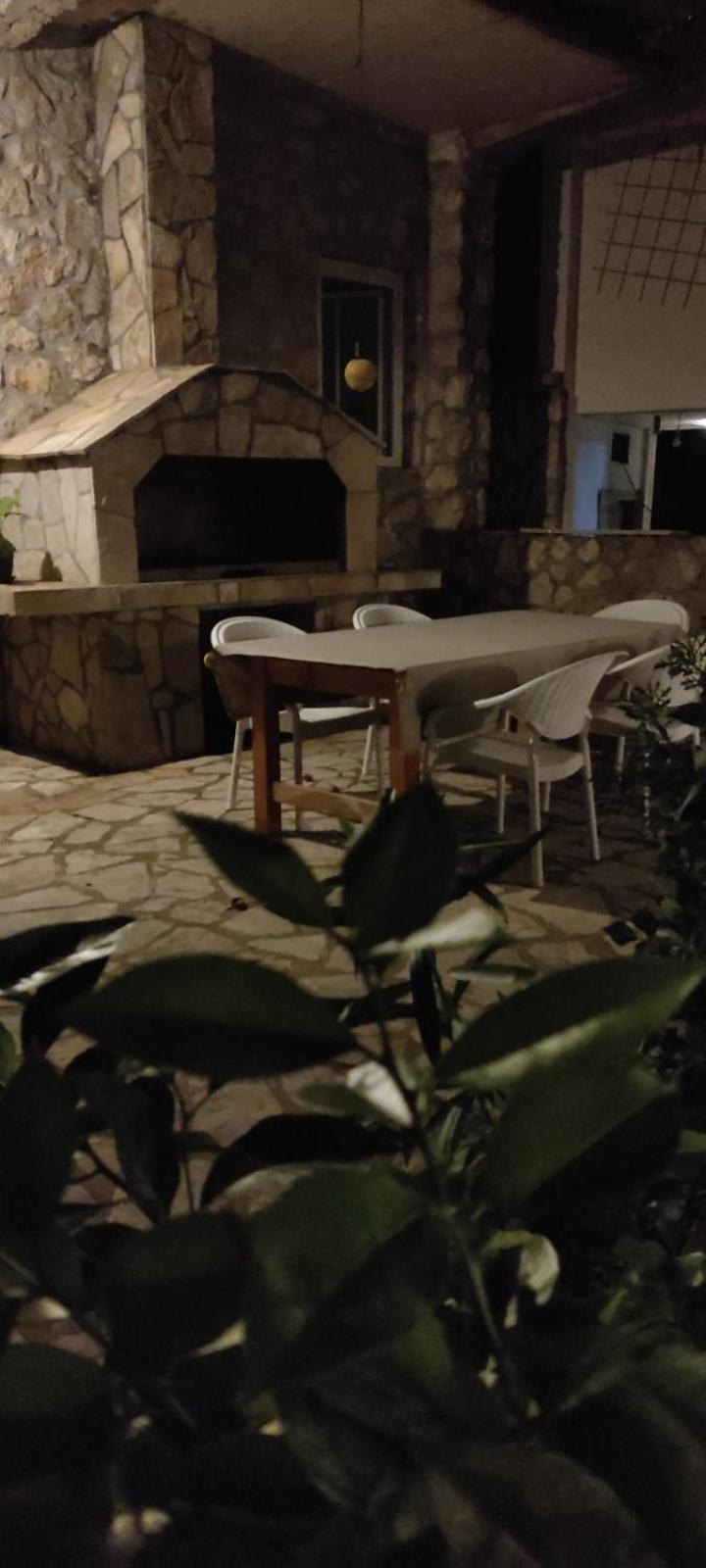 Vesna'S Dream Lägenhet Budva Exteriör bild